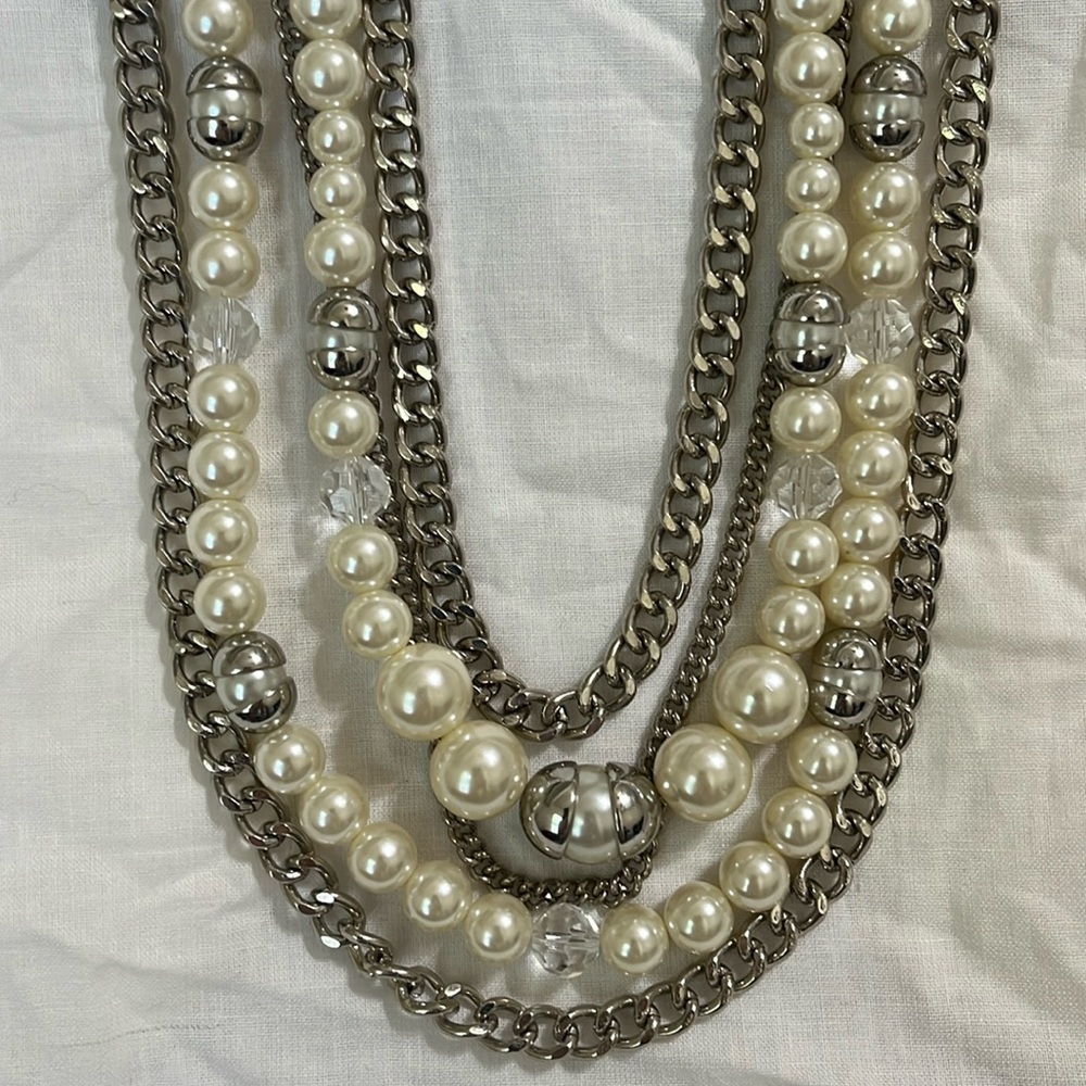 Mika Necklace - image 3